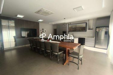Casa &agrave; venda - 270m&sup2; - Cancelli