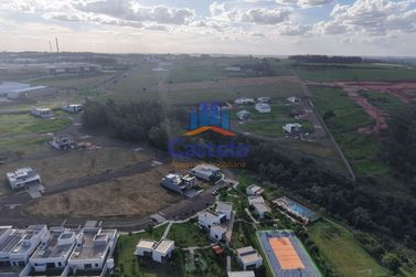 Terreno &agrave; venda - 313m&sup2; - ZONA III