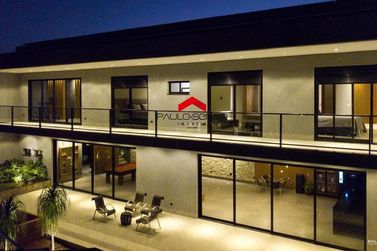 Ch&aacute;cara &agrave; venda - 2500m&sup2; - Condom&iacute;nio Lagoa Dourada