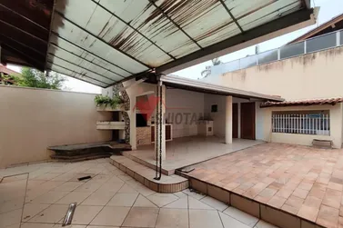 Casa para alugar - ZONA I