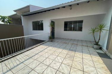 Casa &agrave; venda - 299m&sup2; - Zona IV