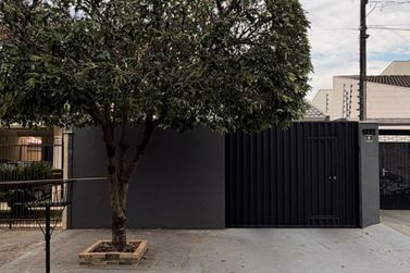 Casa &agrave; venda - 180m&sup2; - Jardim Para&iacute;so