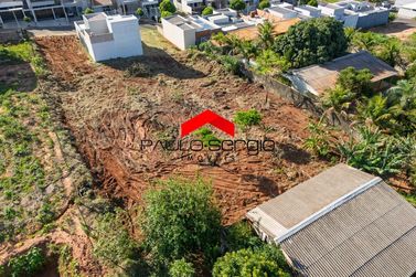 Terreno &agrave; venda - 1499m&sup2; - Parque Estancia II