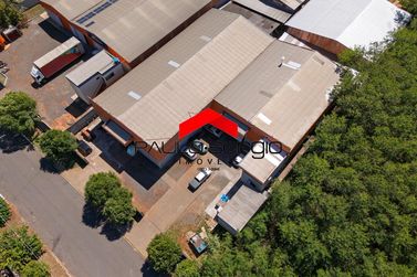 Sal&atilde;o Comercial &agrave; venda - 1100m&sup2; - Parque Industrial