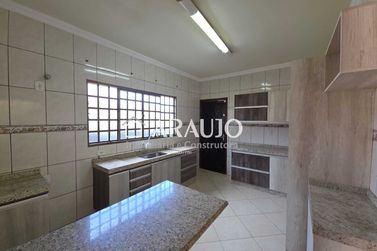 Casa &agrave; venda - 140m&sup2; - Jardim Imperial