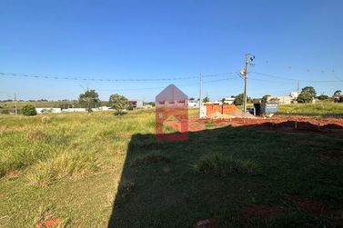 Terreno &agrave; venda - 198m&sup2; - Parque Residencial Belo Horizonte