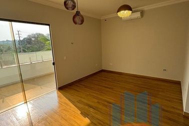 Casa &agrave; venda - 380m&sup2; - Jardim Imigrantes II