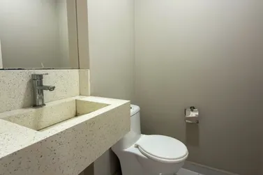 Apartamento &agrave; venda - 120m&sup2; - Meia Praia