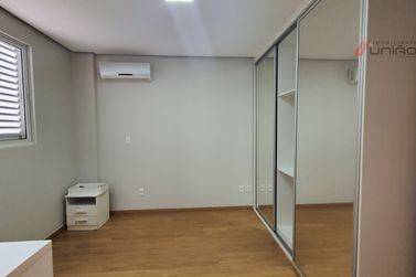 Apartamento &agrave; venda - 86m&sup2; - Zona I-a