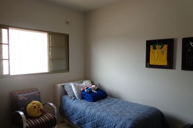 Sobrado &agrave; venda - 247m&sup2; - Zona 2