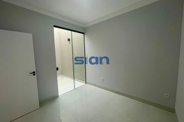 Casa &agrave; venda - 177m&sup2; - Jardim Cima
