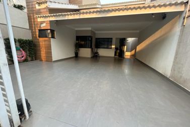 Casa &agrave; venda - 224m&sup2; - Jardim Birig&uuml;i