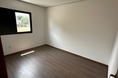 Apartamento &agrave; venda - 143m&sup2; - Zona I