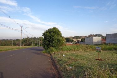 Terreno &agrave; venda - 170m&sup2; - Jardim Colorado
