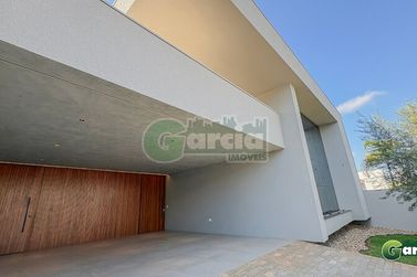 Casa &agrave; venda - 250m&sup2; - Residencial Portal das &Aacute;guas