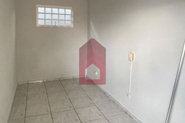Casa &agrave; venda - 200m&sup2; - Jardim Aratimb&oacute;