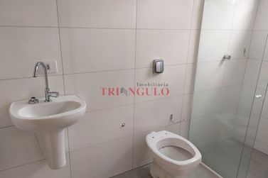 Casa para alugar - 107m&sup2; - CONJUNTO RESIDENCIAL OURO PRETO