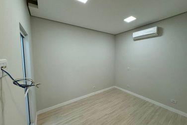 Casa &agrave; venda - 142m&sup2; - Jardim Primavera