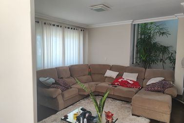 Sobrado &agrave; venda - 365m&sup2; - Zona II
