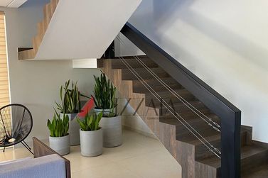 Sobrado &agrave; venda - 242m&sup2; - Zona II