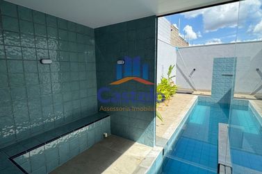 Casa &agrave; venda - 250m&sup2; - Condom&iacute;nio Mont Blanc