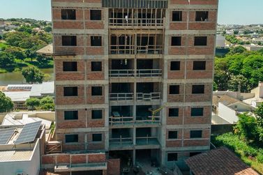 Apartamento &agrave; venda - 95m&sup2; - Avenida Vi&ccedil;osa