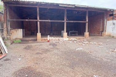 Sal&atilde;o Comercial para alugar - 240m&sup2; - Zona I