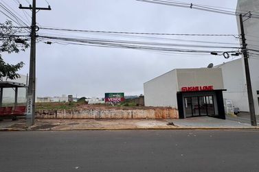 Terreno &agrave; venda - 2262m&sup2; - Zona III