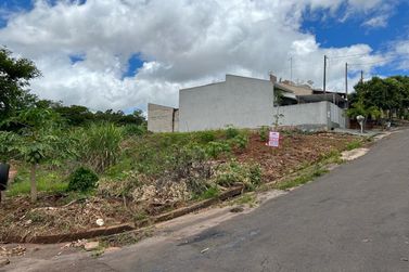 Terreno &agrave; venda - 163m&sup2; - Jardim Irene