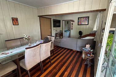 Casa &agrave; venda - 276m&sup2; - Jardim Para&iacute;so