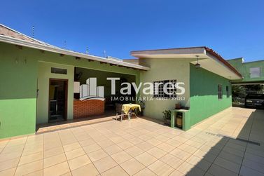 Casa &agrave; venda - 156m&sup2; - Parque San Remo I