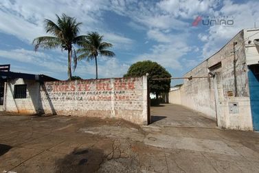 Sala Comercial &agrave; venda - 525m&sup2; - Zona I Umuarama Pr