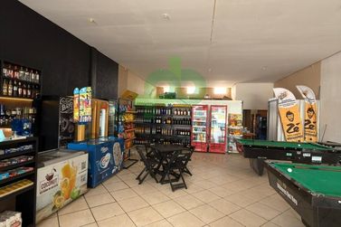 Sal&atilde;o Comercial &agrave; venda - 300m&sup2; - CENTRO