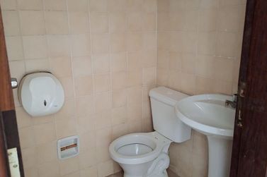 Sal&atilde;o Comercial &agrave; venda - 90m&sup2; - Zona 1