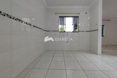Casa &agrave; venda - 75m&sup2; - JARDIM GISELA