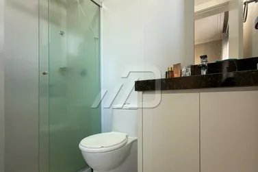 Apartamento &agrave; venda - 120m&sup2; - Meia Praia