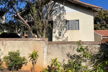 Casa &agrave; venda - 75m&sup2; - ZONA IV