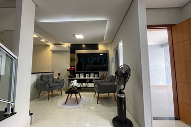Sobrado &agrave; venda - 126m&sup2; - Jardim Laguna