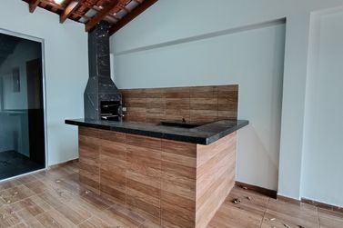 Casa para alugar - 188m&sup2; - ZONA VI