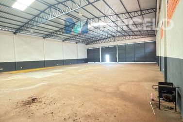 Sal&atilde;o Comercial para alugar - 720m&sup2; - Jardim Santiago