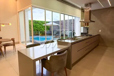 Casa &agrave; venda - 280m&sup2; - Zona VII