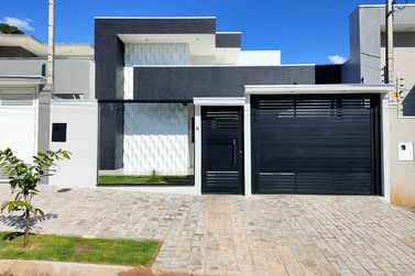 Casa &agrave; venda - 105m&sup2; - Jardim Tropical