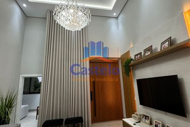 Casa &agrave; venda - 260m&sup2; - ZONA VII