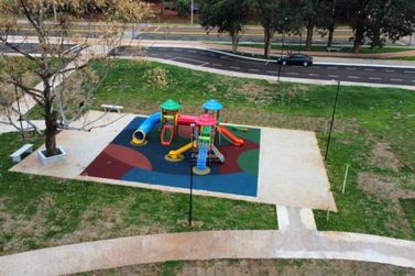 Terreno &agrave; venda - 205m&sup2; - Cristo Rei