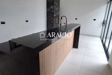 Casa &agrave; venda - 128m&sup2; - Jardim Cima