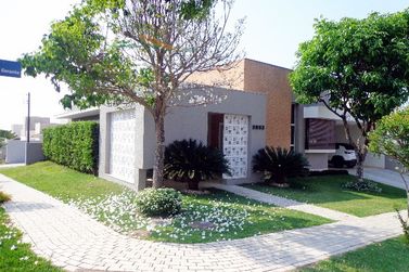 Casa &agrave; venda - 200m&sup2; - CONDOM&Iacute;NIO RESIDENCIAL ECOVILLE