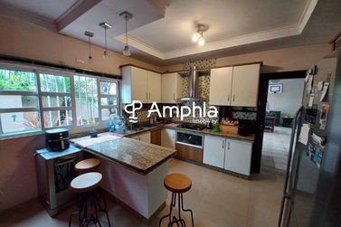 Casa &agrave; venda - 210m&sup2; - Jardim Gisela