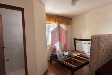 Casa &agrave; venda - 243m&sup2; - Zona V