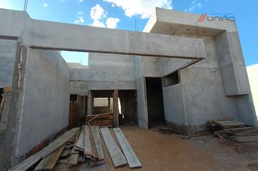 Casa &agrave; venda - 74m&sup2; - Jardim Santa Cecilia