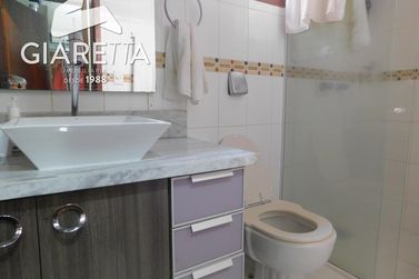 Casa &agrave; venda - 238m&sup2; - JARDIM LA SALLE